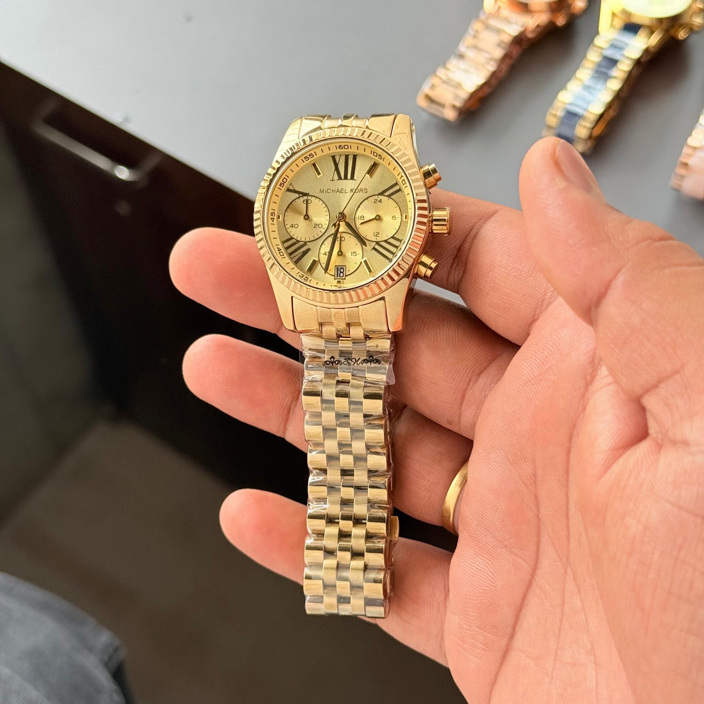 Ladies Metal Watches