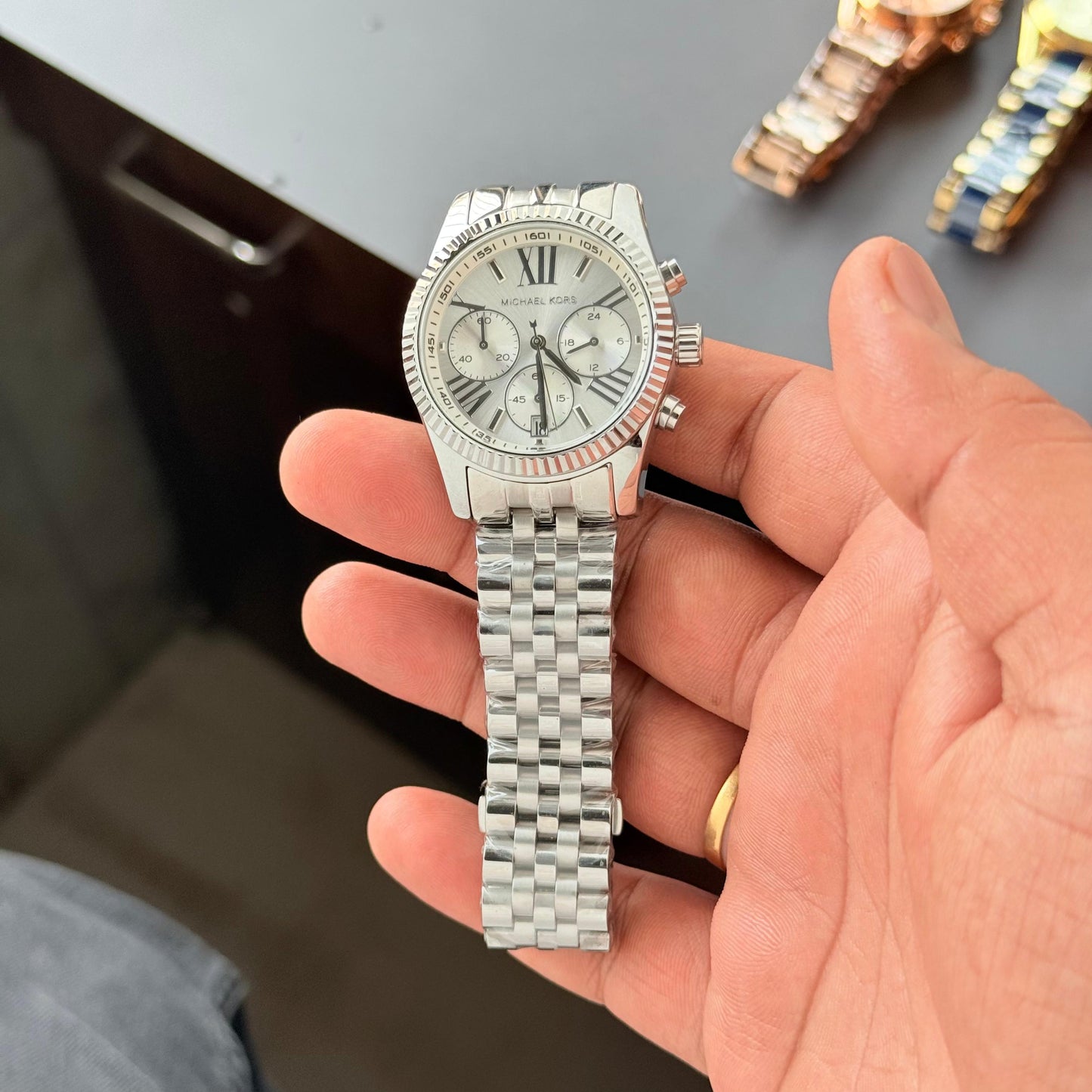 Ladies Metal Watches