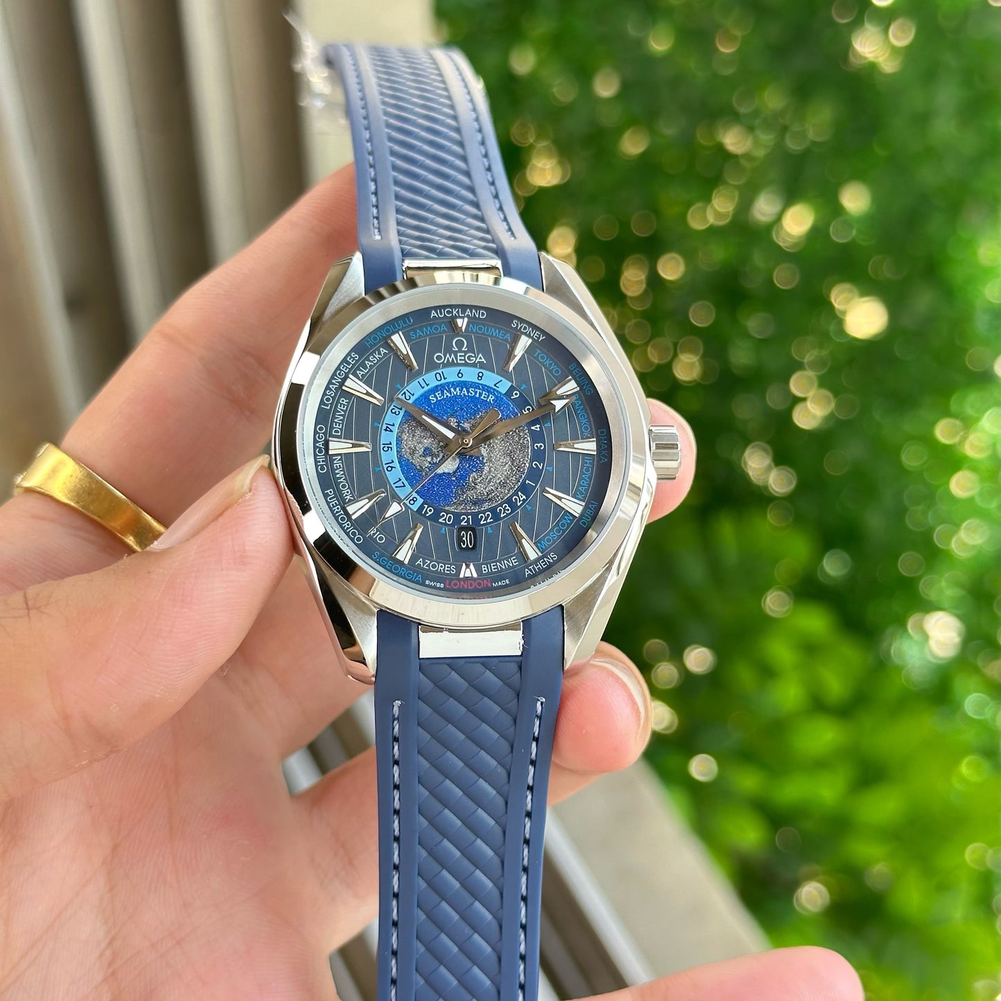 O*ega Simaster Aqua Tera